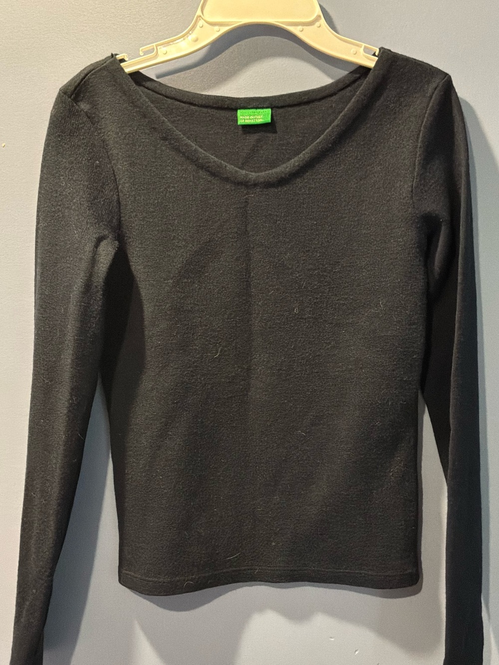 United Colors of Benetton Long-Sleeve Women's Knit Top